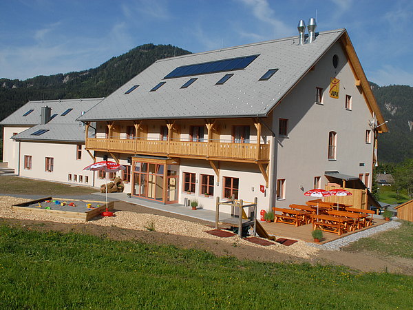 Außenansicht JUFA Hotel Gitschtal Außenansicht JUFA Hotel Gitschtal